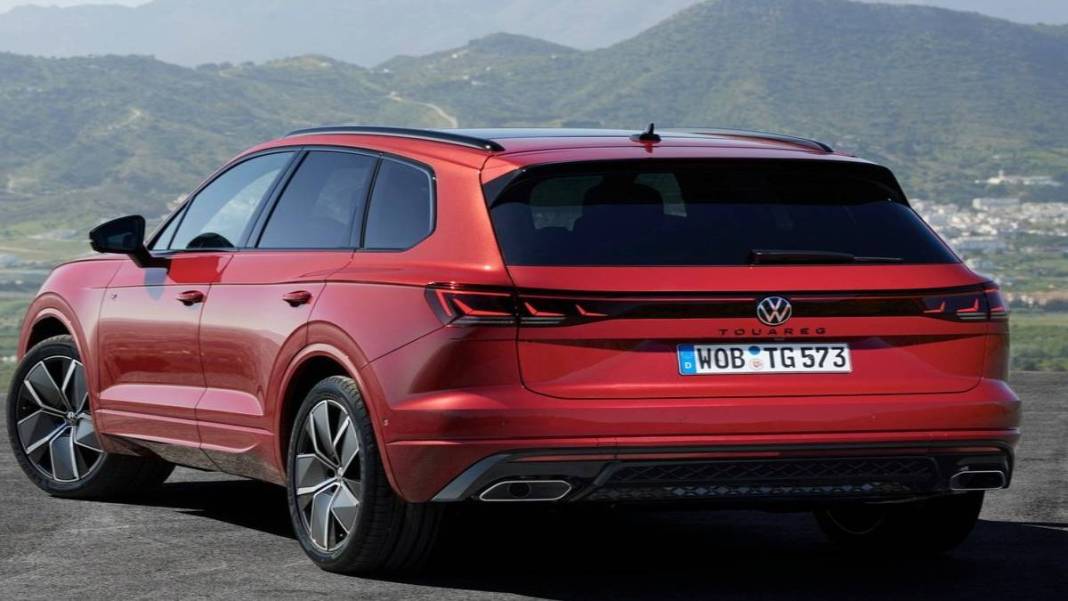 Yeni Touareg'i bekleyenlere müjde ilk fotoğraflar geldi! Öyle bir fiyattan satışa çıkıyor ki... 2